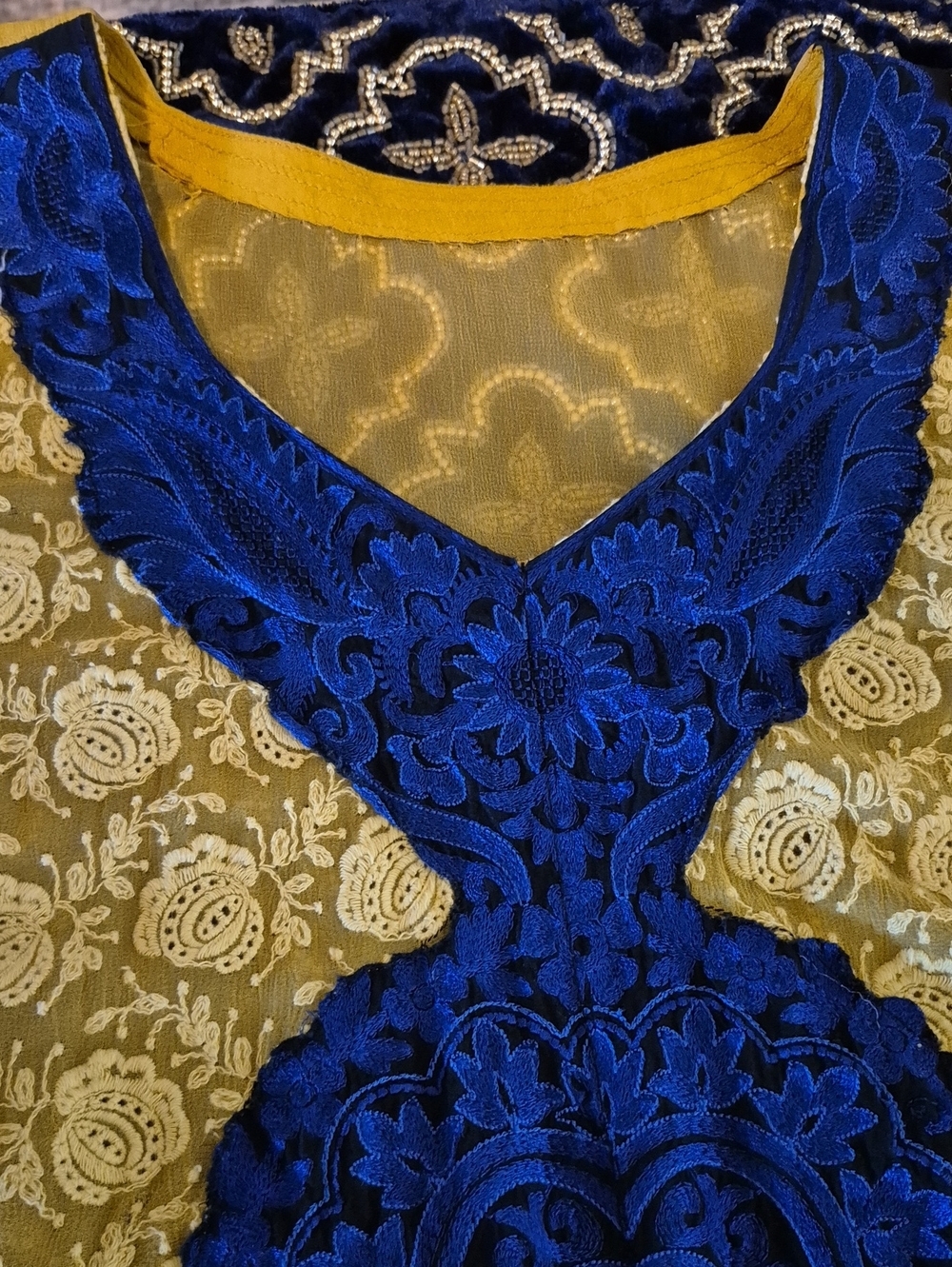 Conga Embroidered - Picture 7 of 15